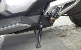 HONDA X-ADV 750 2020