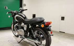 TRIUMPH BONNEVILLE T120 2025