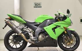 KAWASAKI ZX 10 NINJA R 2004 ZXT00C