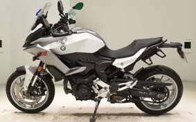 BMW F900XR 2021