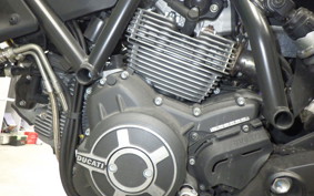 DUCATI SCRAMBLER ICON 2015