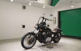 HONDA SHADOW 400 SLASHER 2000 NC40
