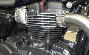 TRIUMPH BONNEVILLE T100 2024