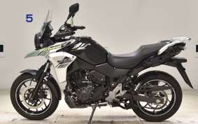 SUZUKI Vｽﾄﾛｰﾑ250A