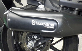 HUSQVARNA SVARTPILEN 250 2013