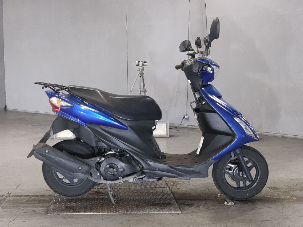 Фото Suzuki ADDRESS V125 с японского аукциона
