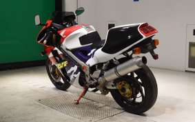 HONDA RVF400 NC35