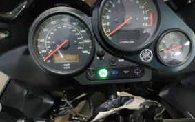 YAMAHA FZS1000 FAZER 2001 RN06