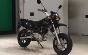 HONDA XR100 MOTARD 2010 HD13
