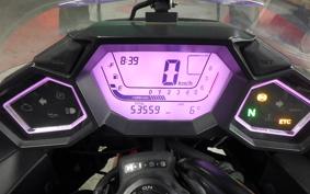 HONDA NM4 VULTUS -02 2015 RC82