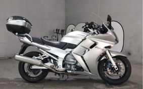 YAMAHA FJR1300 2001 RP04