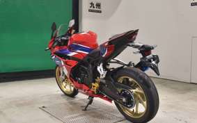 HONDA CBR250RR A MC51