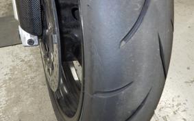 YAMAHA YZF-R6