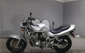 SUZUKI GSF750 GR7EA