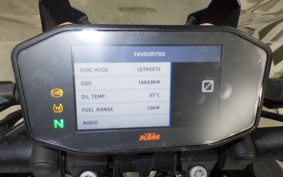 KTM 1290 SUPER DUKE R 2021