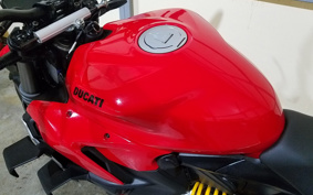 DUCATI STREETFIGHTER V2 2022 3F00