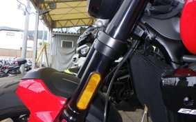 TRIUMPH ライデント660 2025