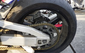 YAMAHA YZF-R6 2000