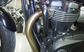 TRIUMPH STREET TWIN 2019