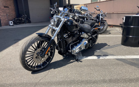HARLEY FXBR 2026 YE9