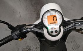 YAMAHA E- VINO  SY11J