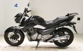 SUZUKI GSR250 2026