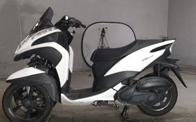 YAMAHA TRICITY 125 SEC1J