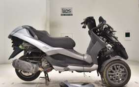 PIAGGIO MP3 250