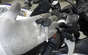 YAMAHA YZF-R25 2025 RG10J