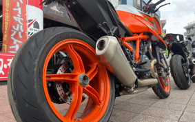 KTM 1290 SUPER DUKE R 2022 V3940