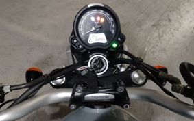 TRIUMPH STREET SCRAMBLER 2021 DAD78G