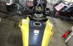 SUZUKI Vｽﾄﾛｰﾑ1050XT 2020 EF11M