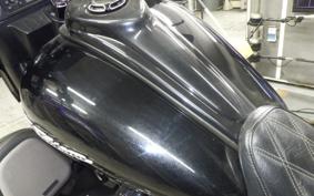 HARLEY FLHX 1690 2013