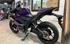 YAMAHA YZF-YZF-R3 ABS 2025 RH21J