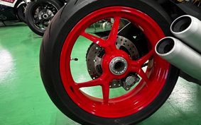 DUCATI SUPER SPORT 2018 VA01