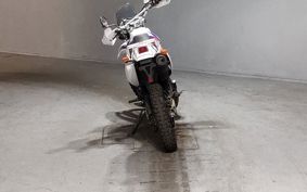 YAMAHA TT250RRAID 4WA