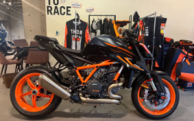 KTM 1290 SUPER DUKE R V3940