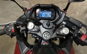 SUZUKI GSX250 R DN11A