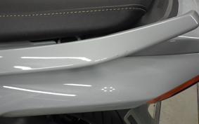 YAMAHA T-MAX 560 2025 SJ21J