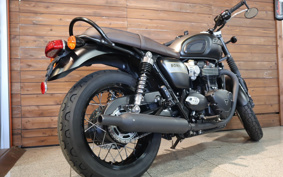 TRIUMPH  TRIUMPH  BONNEVILLE T120 BLACK  2021 DAD75H