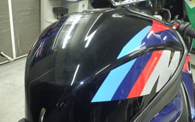 BMW M1000RR 2025