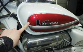 HONDA MAGNA 250 2018 MC29