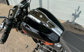 HARLEY FXBR 2023 YEZ