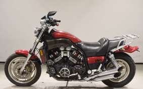 YAMAHA VMAX 2000