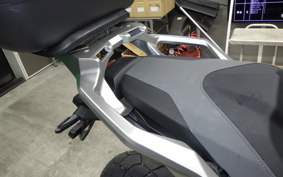 HONDA X-ADV 750 2026 RH21