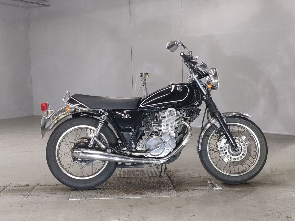 Фото Yamaha SR400 2010 с японского аукциона