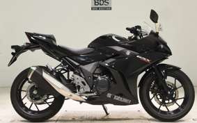 SUZUKI GSX250RA