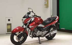 SUZUKI GSR250 2023