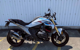 BMW R1300R ASA 2025 0M51