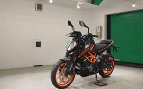 KTM 125 DUKE 2025